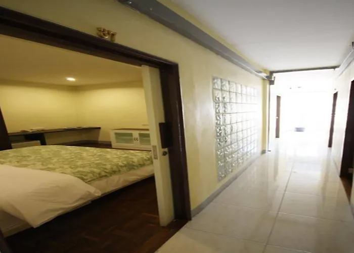 Nine Place Sukhumvit 40 Bangkok